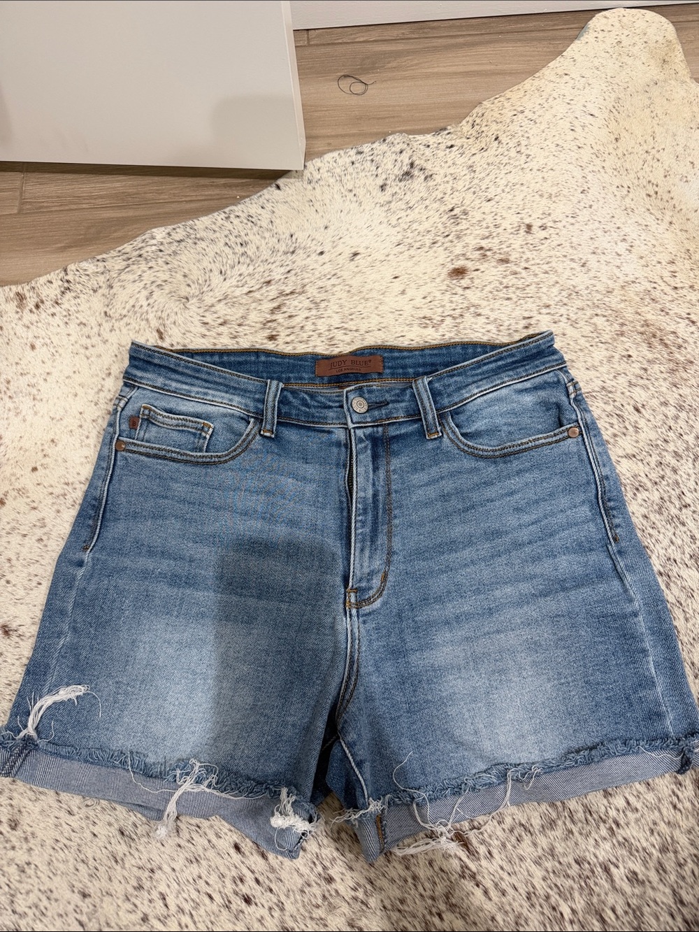 Judy Blue Medium Blue Frayed Hem Denim Shorts